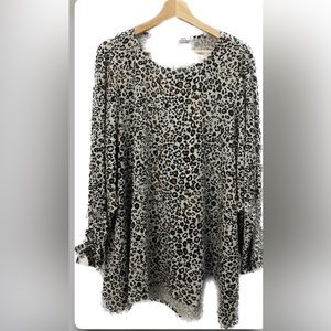 NWT New Zac & Rachel. Leopard Top. 2X. 100% Polyester